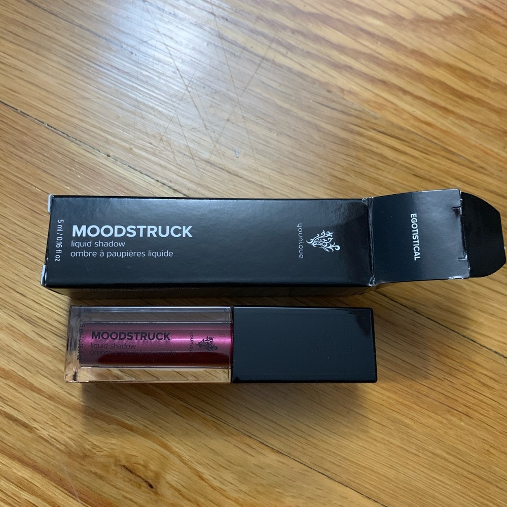 Liquid eyeshadow